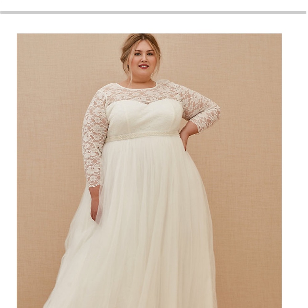 ISO this dress